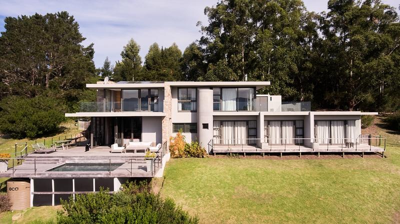 13 Bedroom Property for Sale in Keurbooms Western Cape